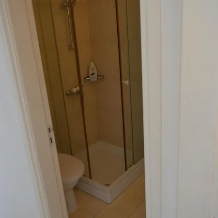 Appartement Aristo Universe 5 , Bobs Cave